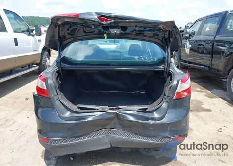 2014 Ford Focus Se from USA, damaged, VIN 1FADP3F23EL427210